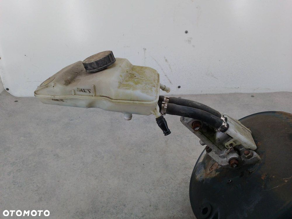 SERWO HAMULCOWE MERCEDES-BENZ VITO W639 A0014300108 0204024701  BOSCH 2.2 - 3