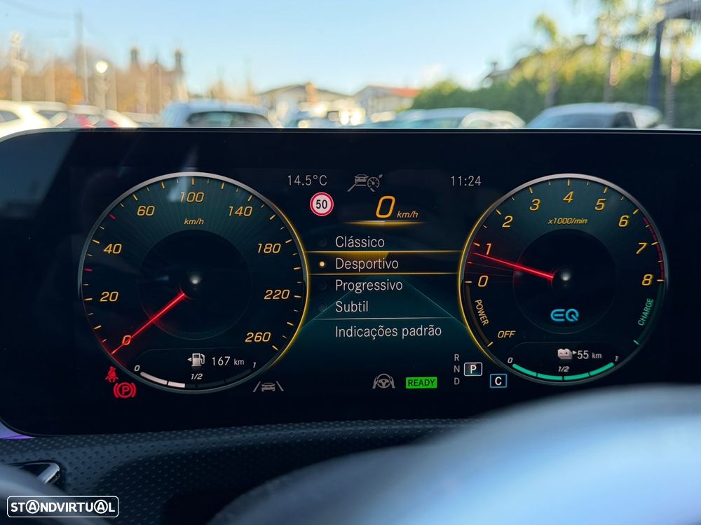 Mercedes-Benz CLA 250 e Shooting Brake AMG Line - 37