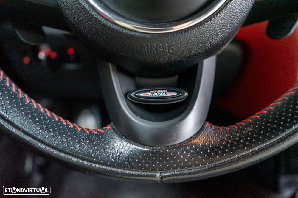 MINI 3 Portas John Cooper Works Auto Desportiva - 42