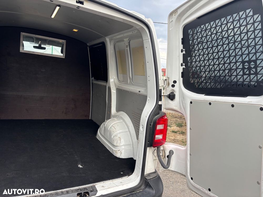 Volkswagen Transporter - 16
