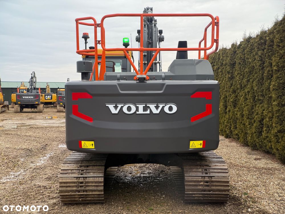 Volvo EC 140 EL - 12