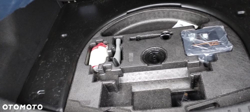 Ford Kuga 2.0 TDCi 2x4 Trend - 29