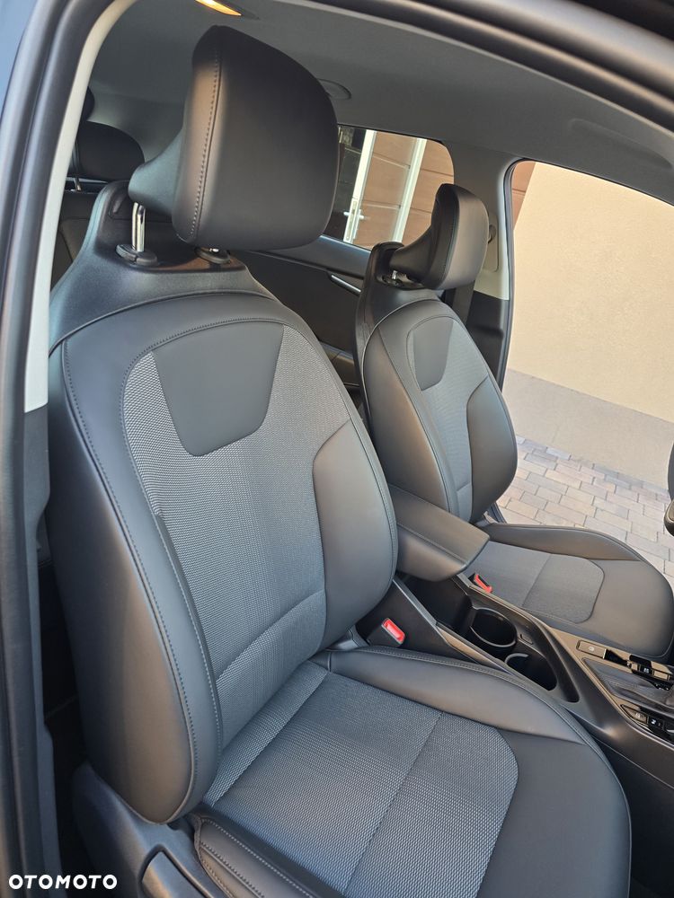 Kia Niro 1.6 GDI Hybrid L - 30