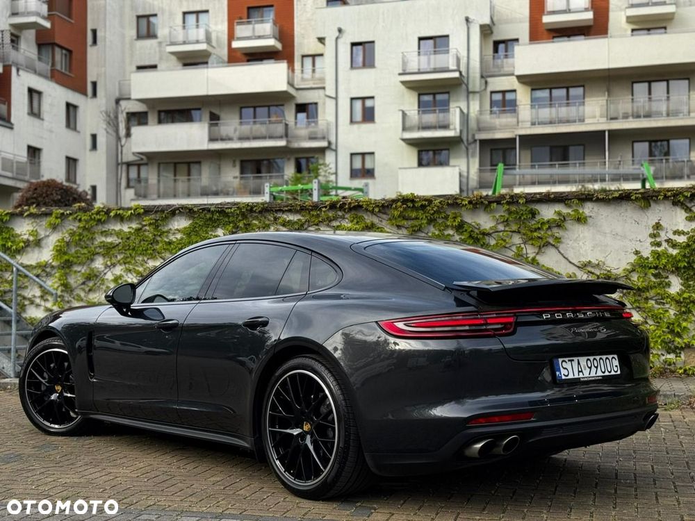 Porsche Panamera 4S Executive - 3