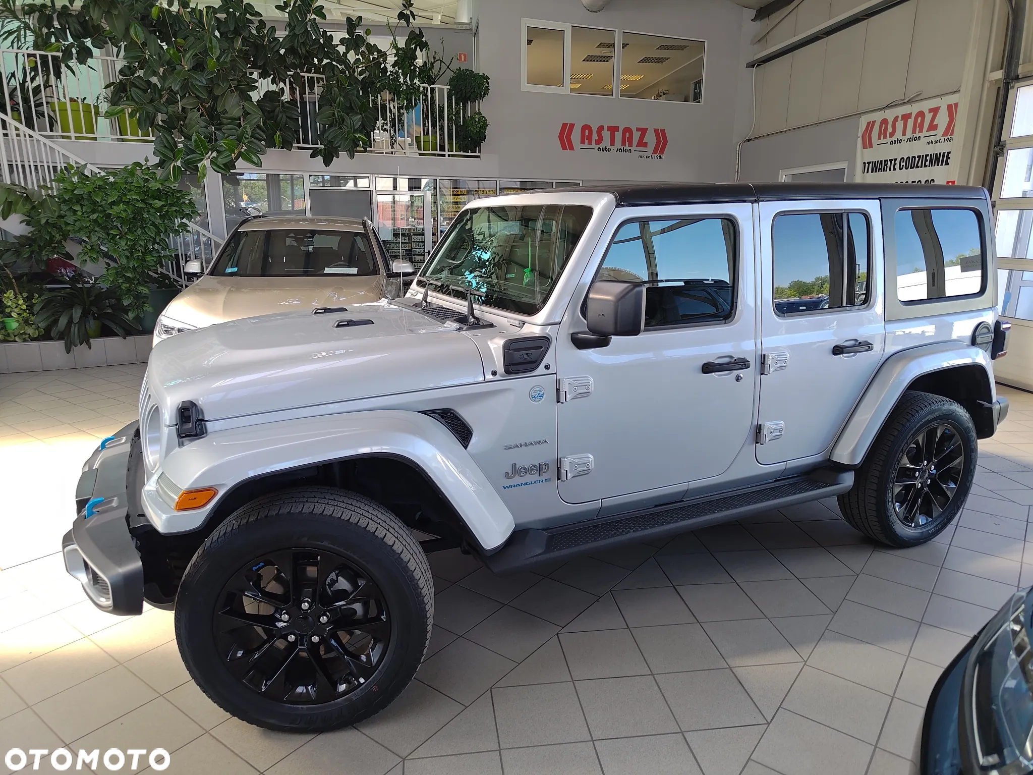 Jeep Wrangler Unlimited 2.0 Turbo PHEV 4xe Sahara - 3