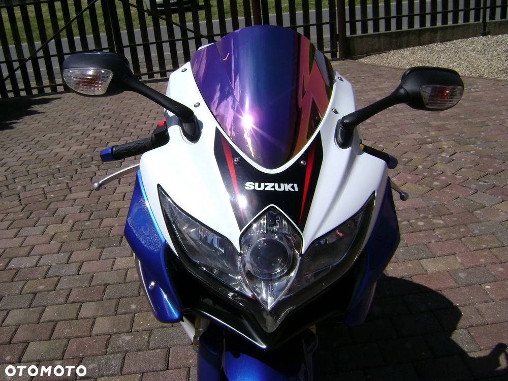 Suzuki GSX-R - 18