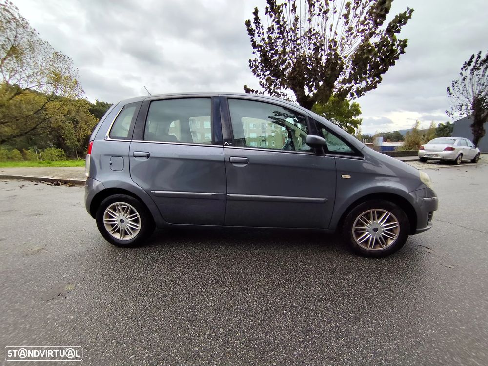 Lancia Musa 1.3 16V M-jet Platino - 6