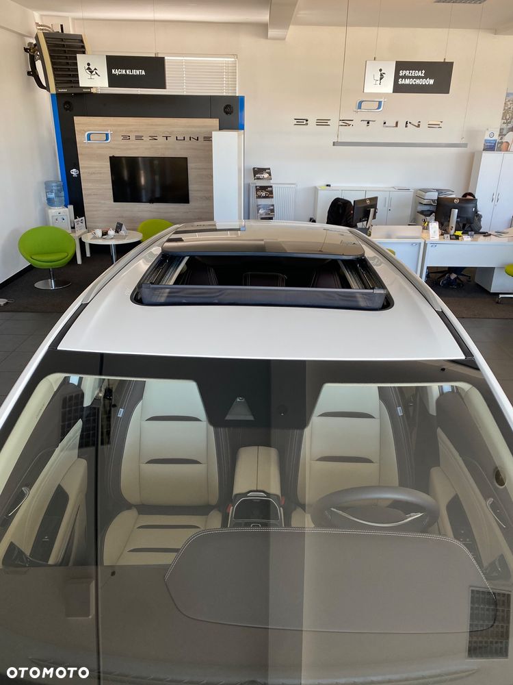 Bestune T77 1.5T Business DCT - 9