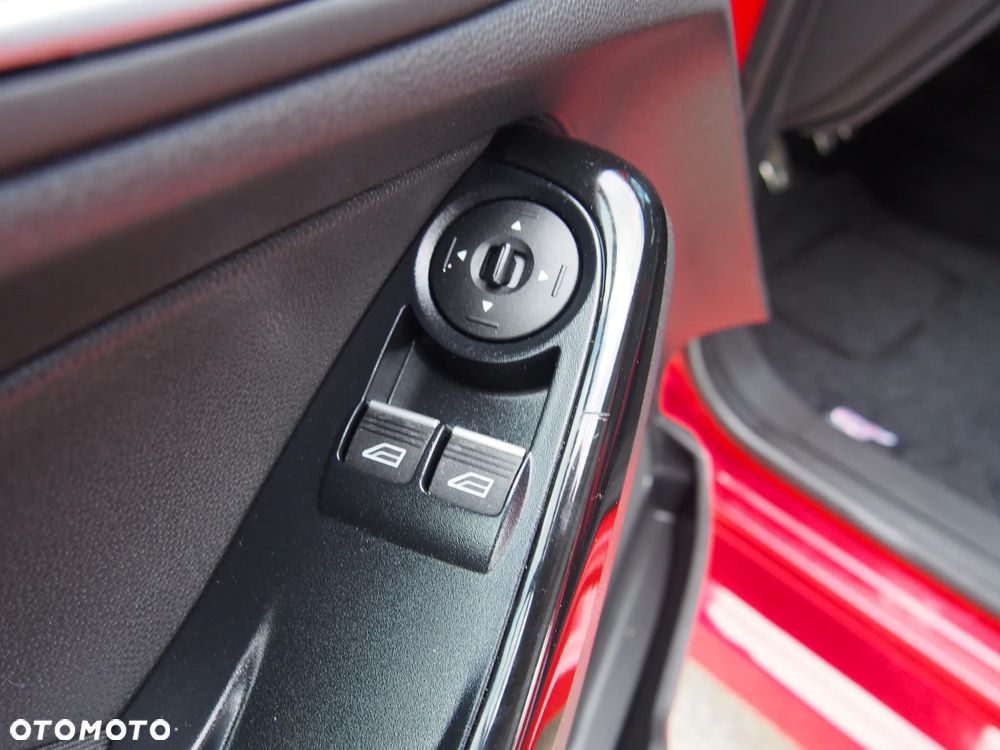 Ford Fiesta 1.0 EcoBoost STart-Stop Titanium - 30