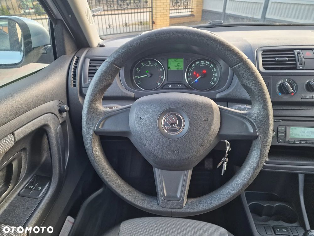 Skoda Fabia 1.4 16V Ambition - 10