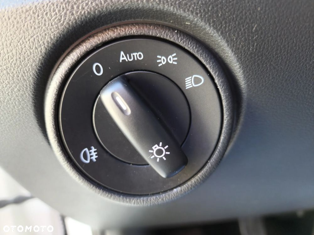 Volkswagen up! (BlueMotion Technology) move - 23