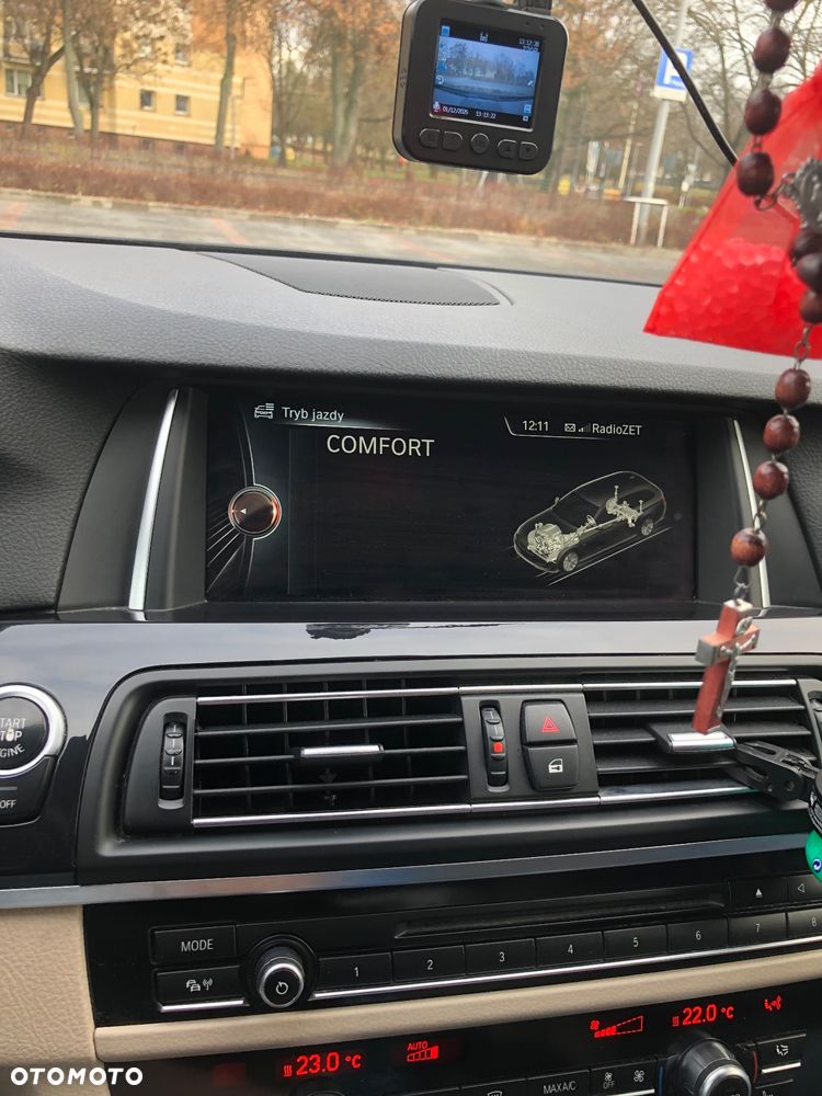 BMW Seria 5 530d xDrive Sport-Aut Luxury Line - 16