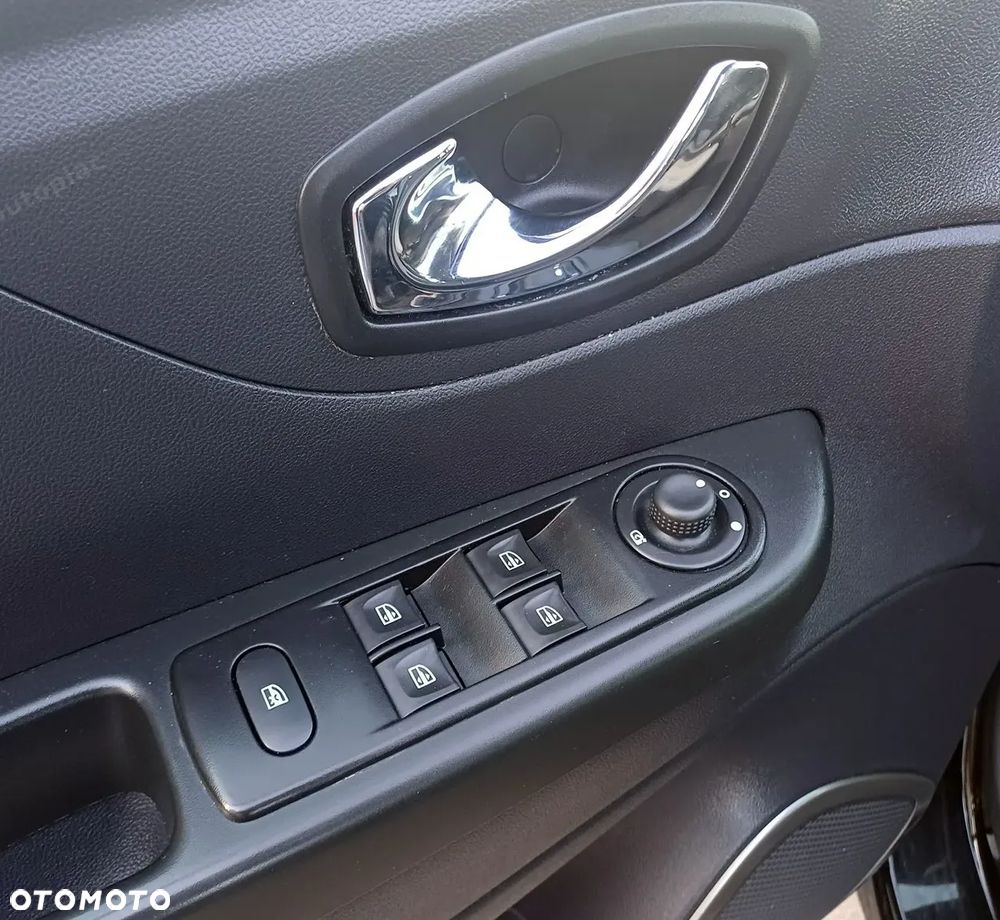 Renault Captur - 22
