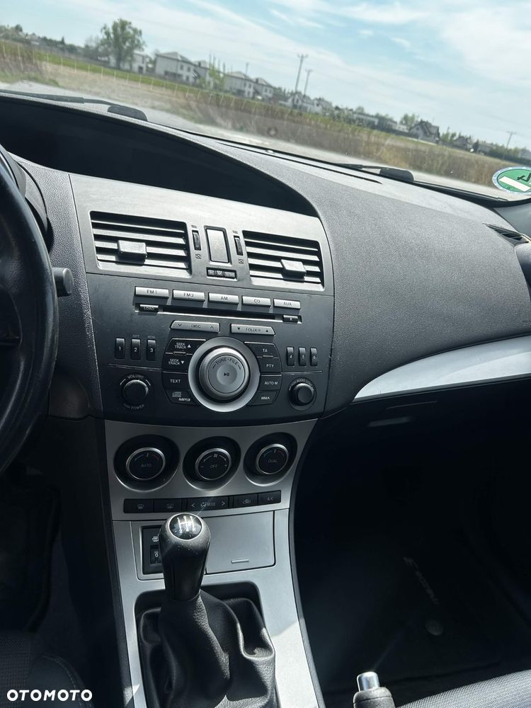 Mazda 3 - 9