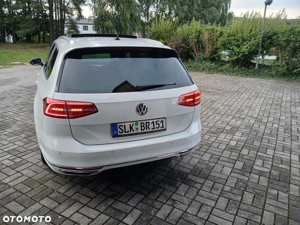 Volkswagen Passat 1.6 TDI SCR DSG - 34