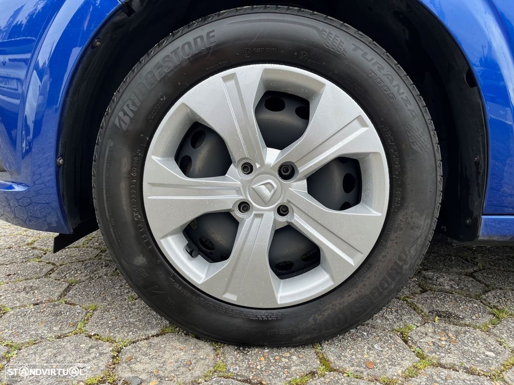 Dacia Sandero - 3