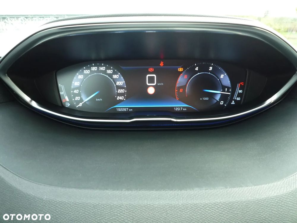 Peugeot 5008 1.5 BlueHDi GT S&S - 31