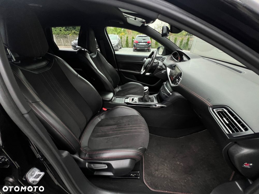 Peugeot 308 THP 205 GT - 16