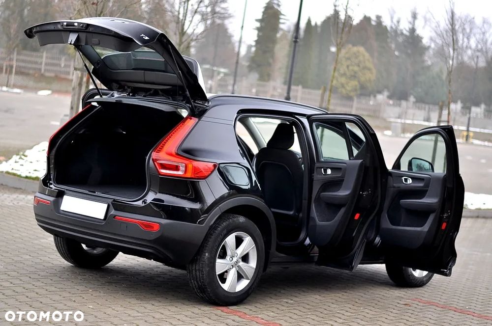 Volvo XC 40 T3 Momentum Pro - 18