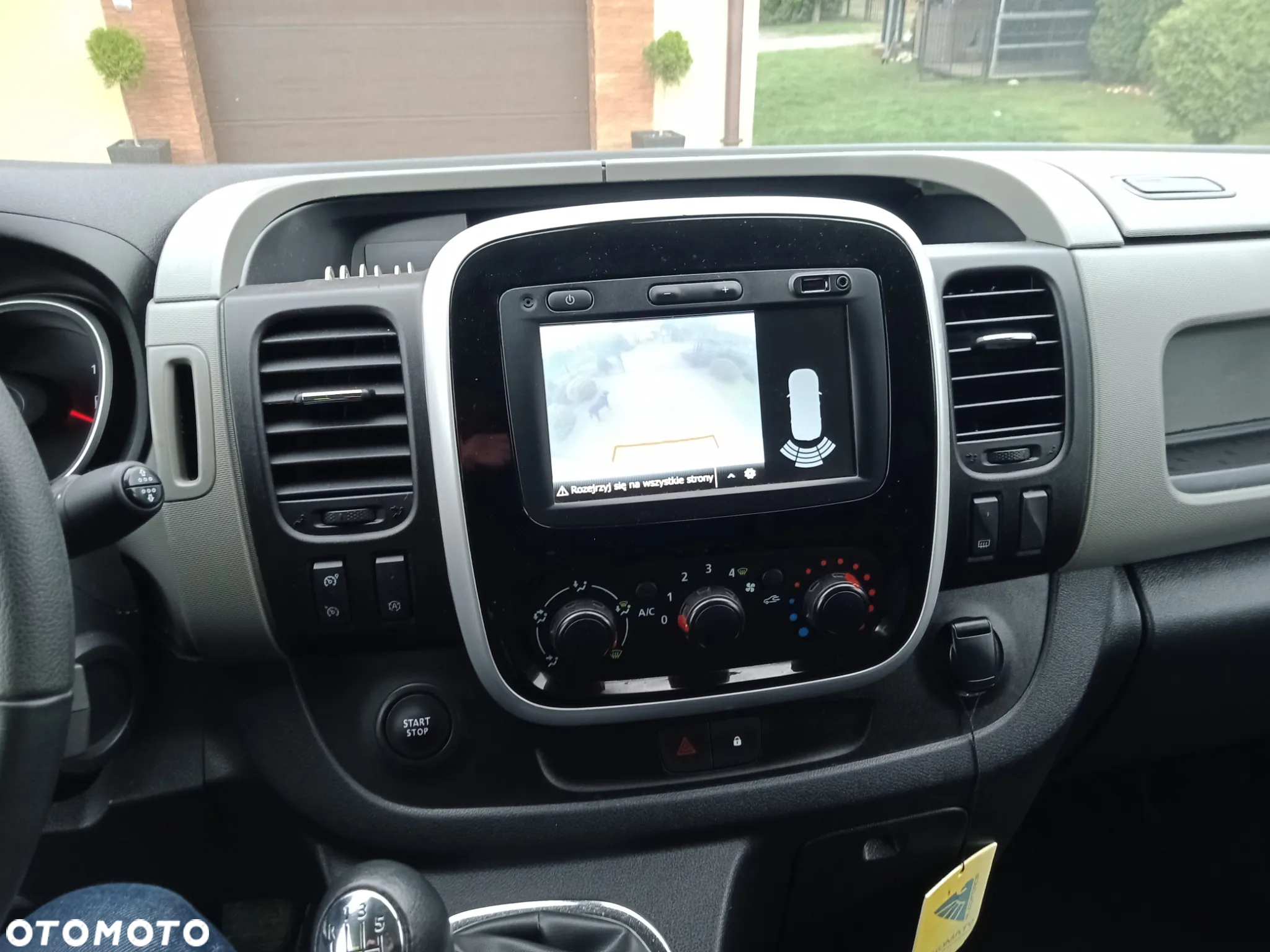 Renault Trafic - 8