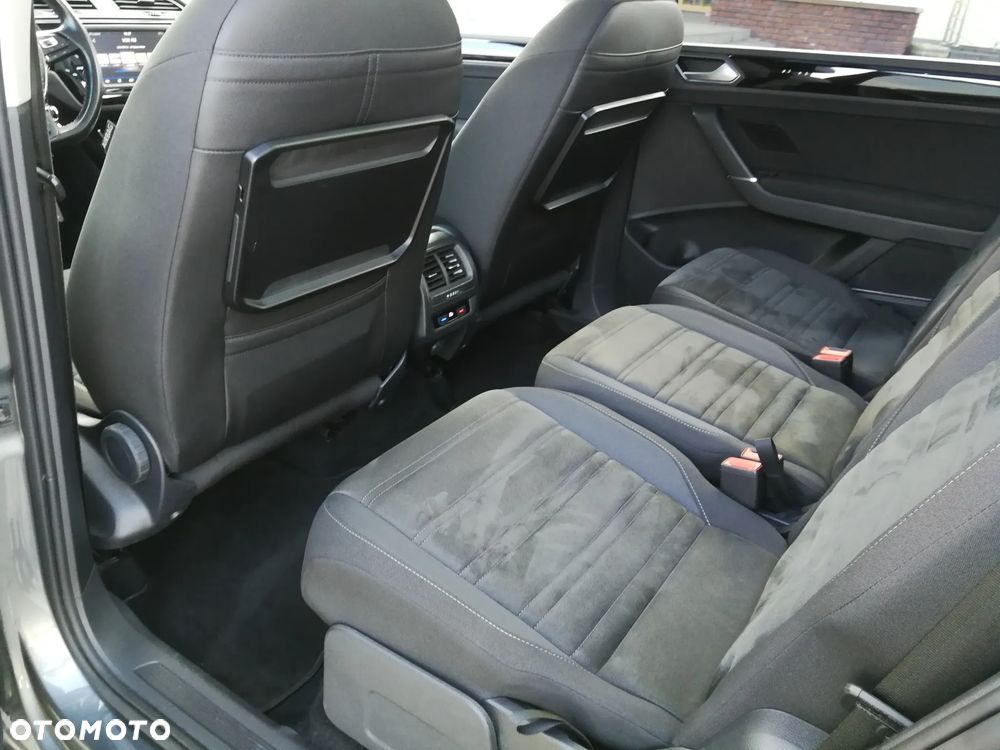 Volkswagen Touran - 14