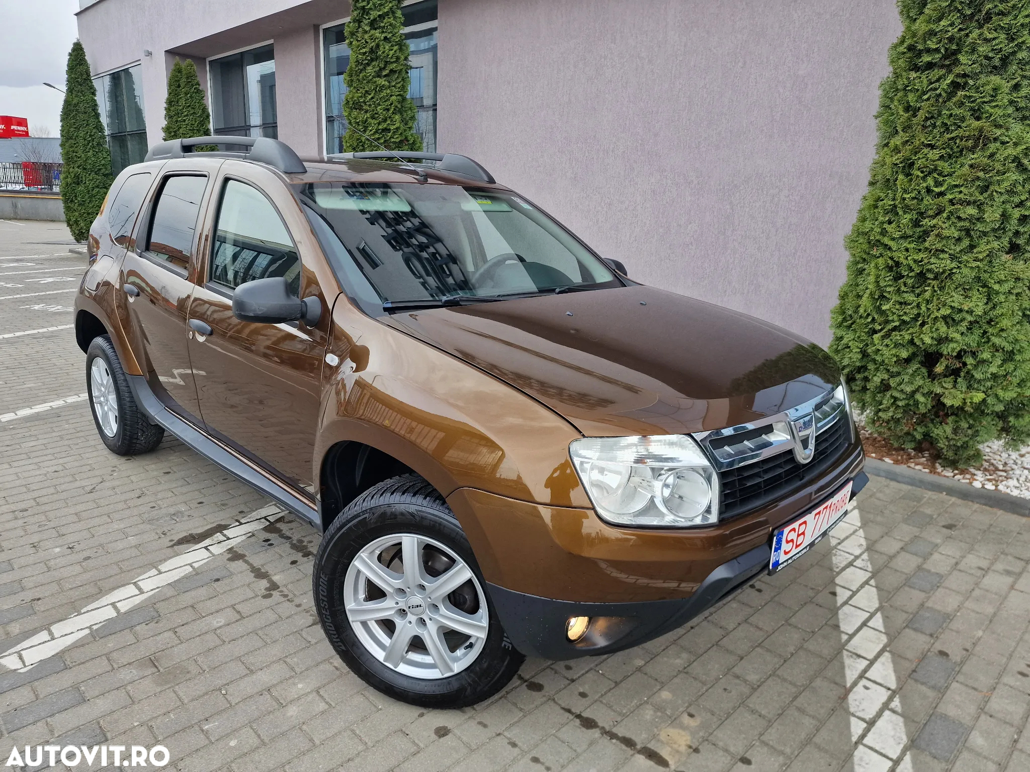Dacia Duster 1.6 4x2 Laureate - 5