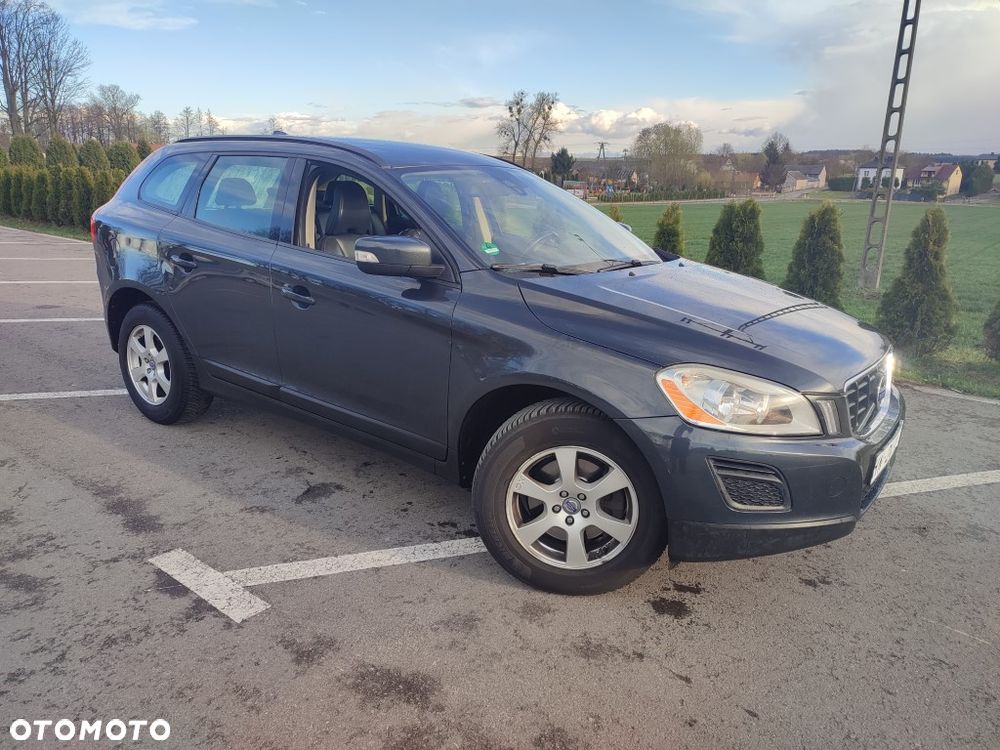Volvo XC 60 D3 Momentum - 1