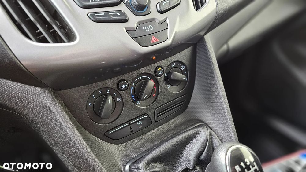 Ford Transit Connect LONG L2 - 24