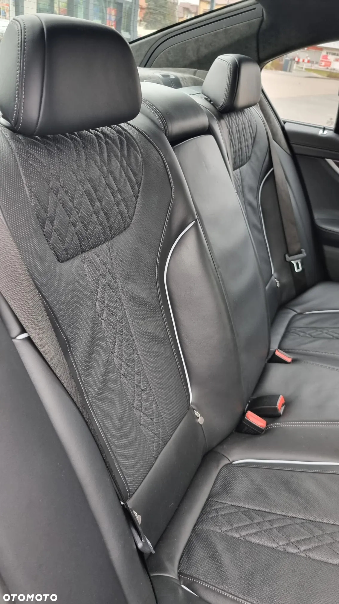 BMW Seria 7 750d xDrive - 26