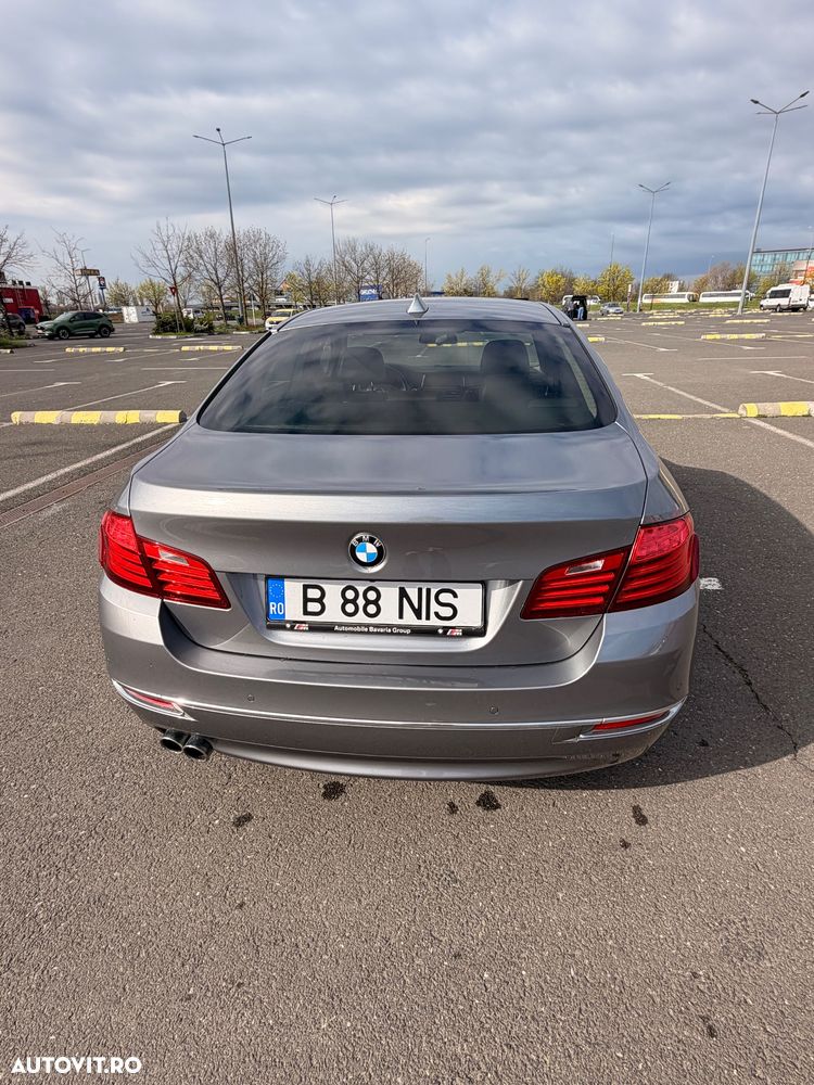 BMW Seria 5 530d xDrive - 2