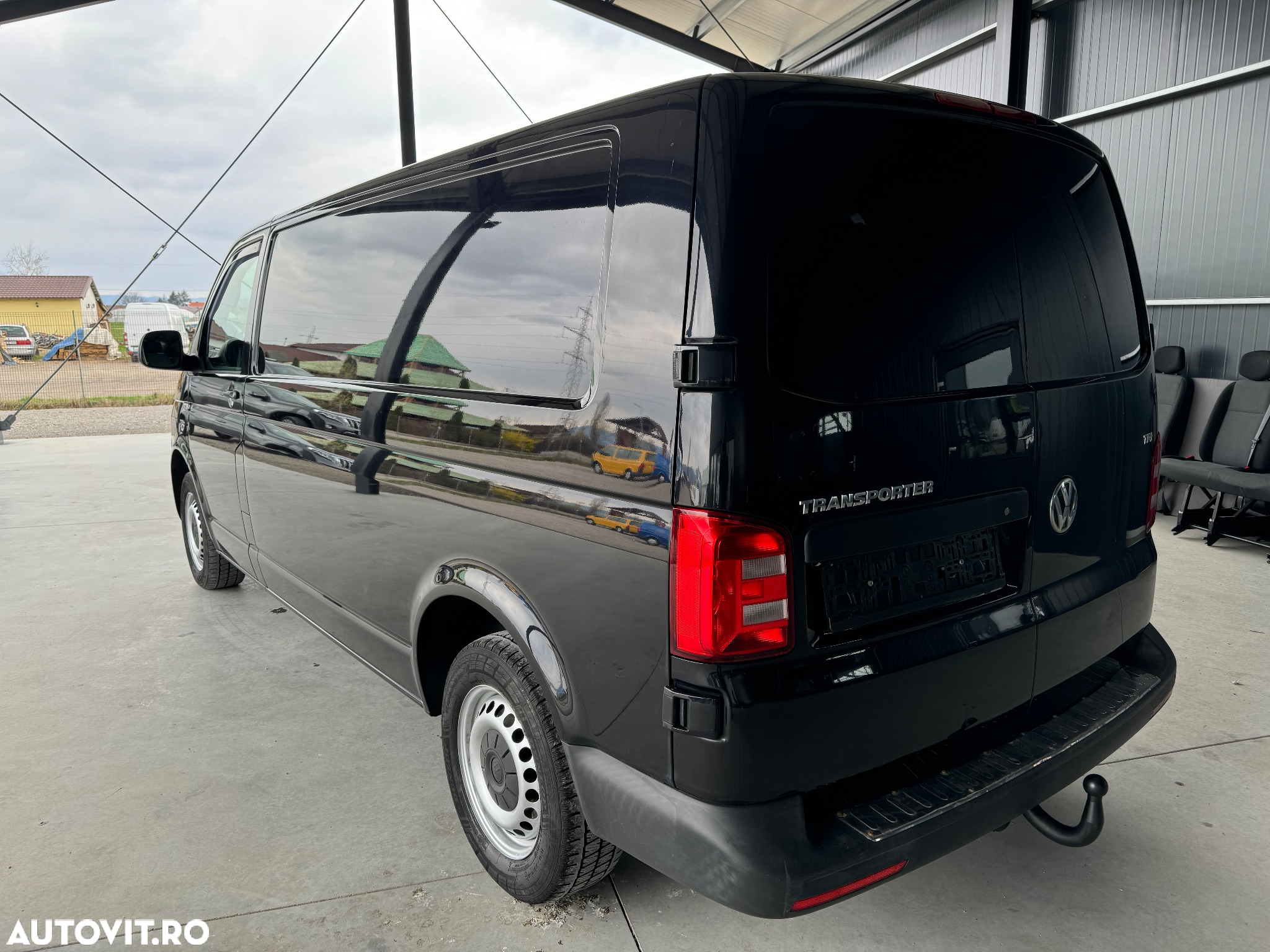 Volkswagen Transporter T6 - 4