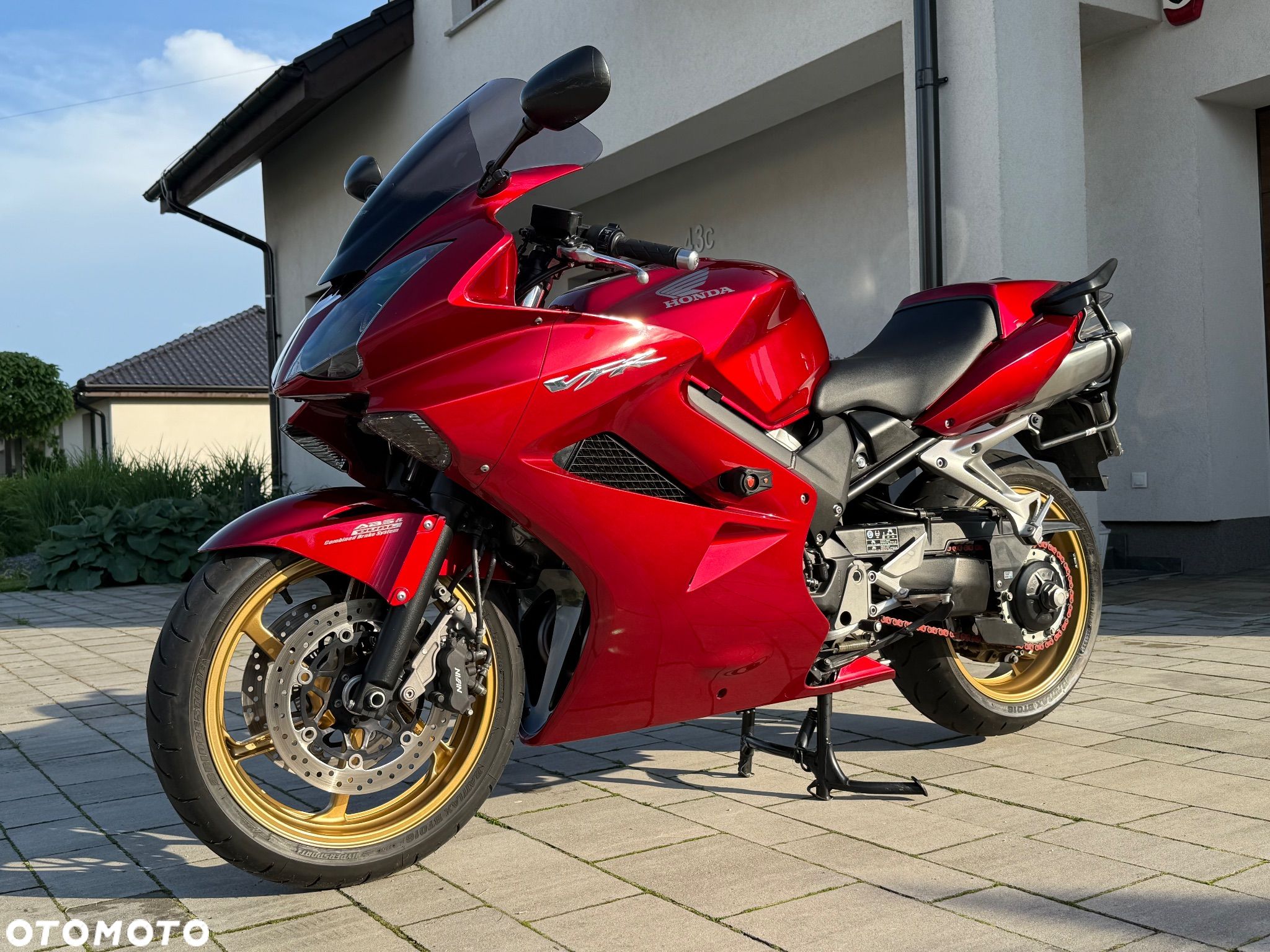 Honda VFR - 1