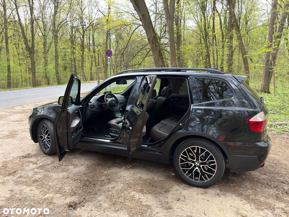 BMW X3 3.0si - 11