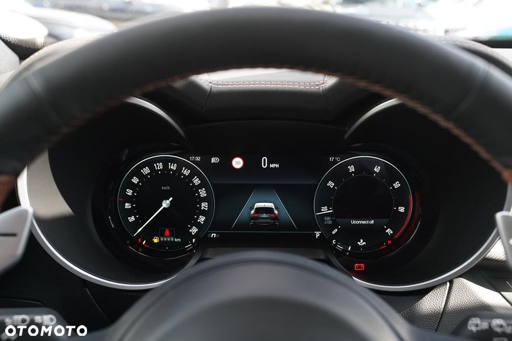 Alfa Romeo Stelvio 2.0 Turbo Intensa Q4 - 14