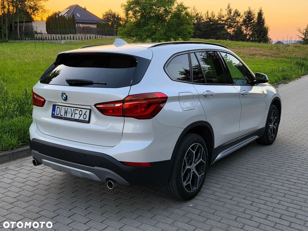 BMW X1 sDrive20i xLine - 3