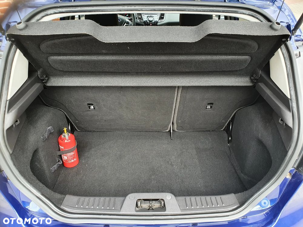 Ford Fiesta 1.5 TDCi SYNC Edition - 8