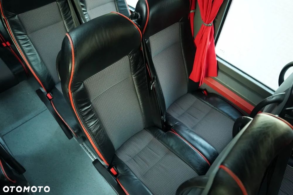 Mercedes-Benz SPRINTER 516 CDI / 2x KLIMA  / BOGATE WYPOSAŻENIE / SKÓRY / SPROWADZONY - 34