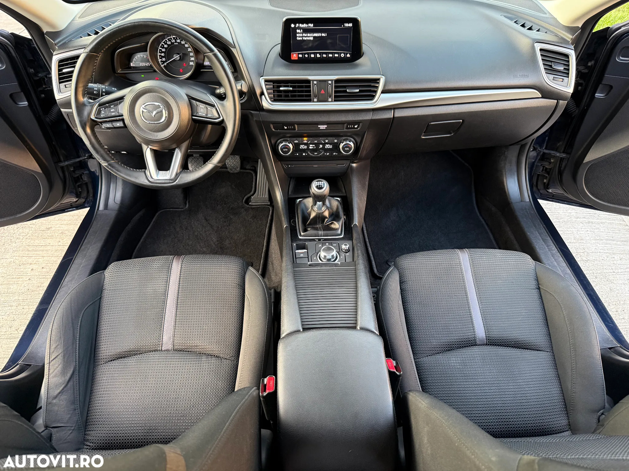 Mazda 3 - 6