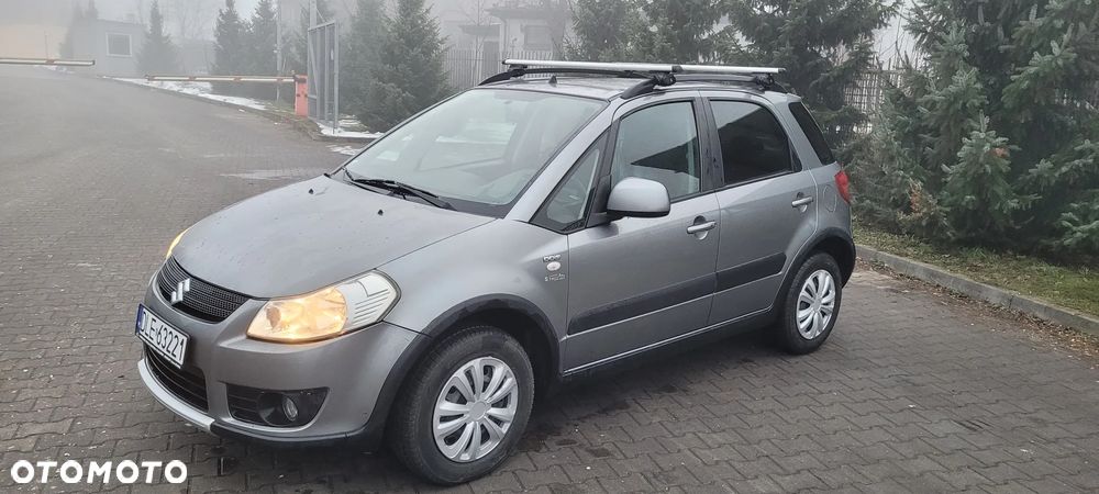 Suzuki SX4 1.9 DDiS DPF 4x4 Club - 8