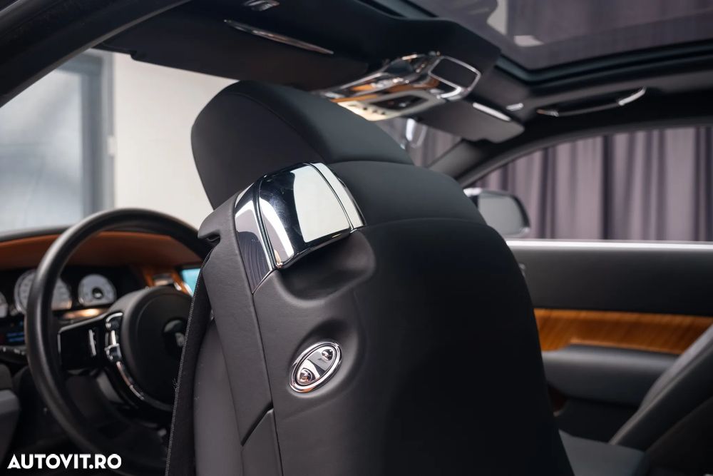 Rolls-Royce Wraith - 35