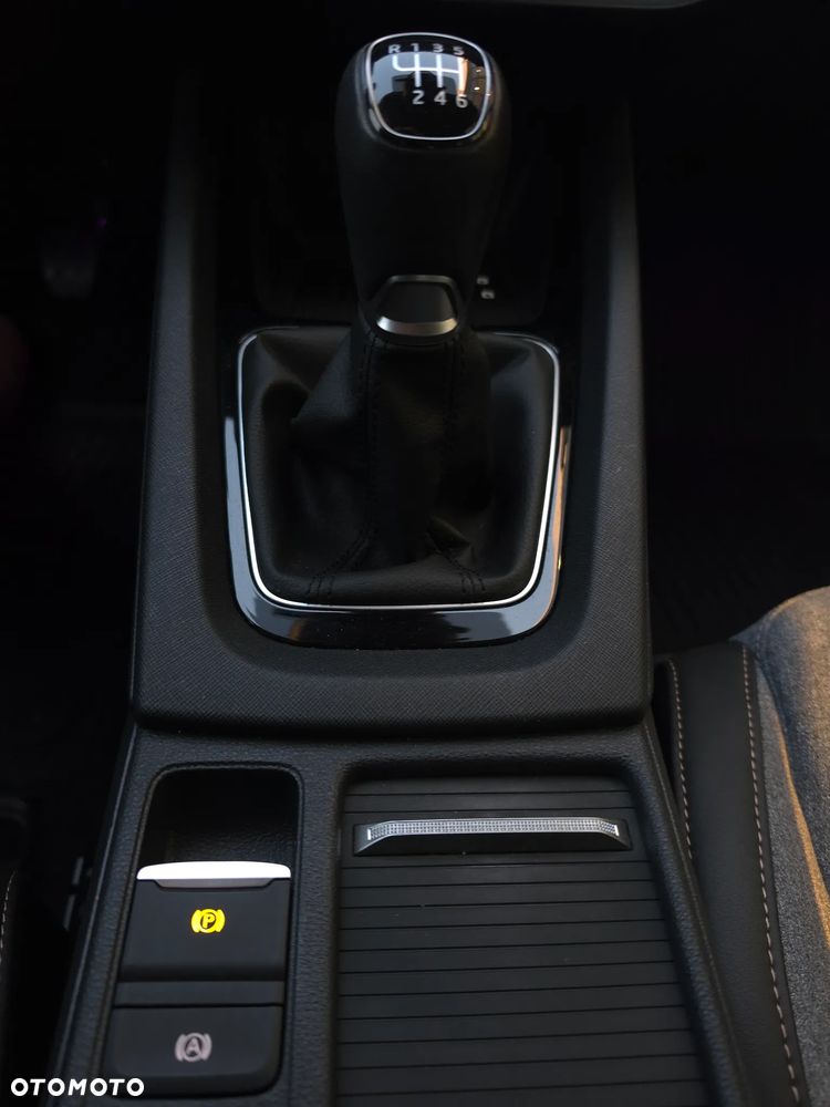 Skoda Octavia 1.5 TSI Selection - 20