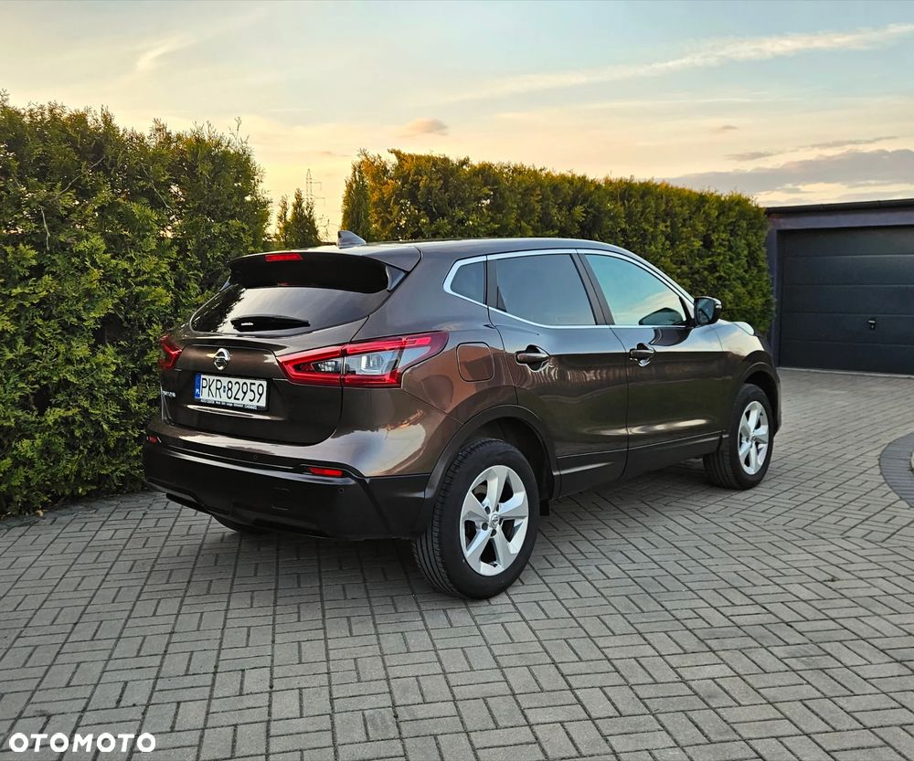 Nissan Qashqai 1.6 dCi Visia S&S - 14
