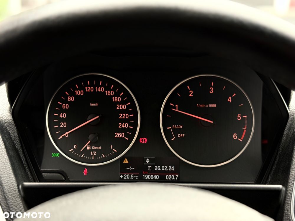 BMW Seria 1 120d Sport Line - 22