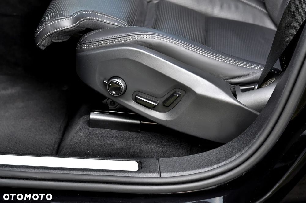 Volvo XC 60 T6 AWD Plug-In Hybrid Inscription - 18
