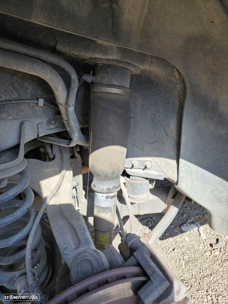 BOLA PNEUMÁTICA TRASEIRA ESQUERDA CADILLAC SRX - 1