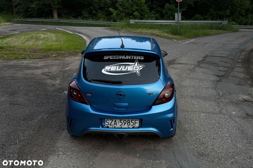 Opel Corsa 1.6T OPC - 9