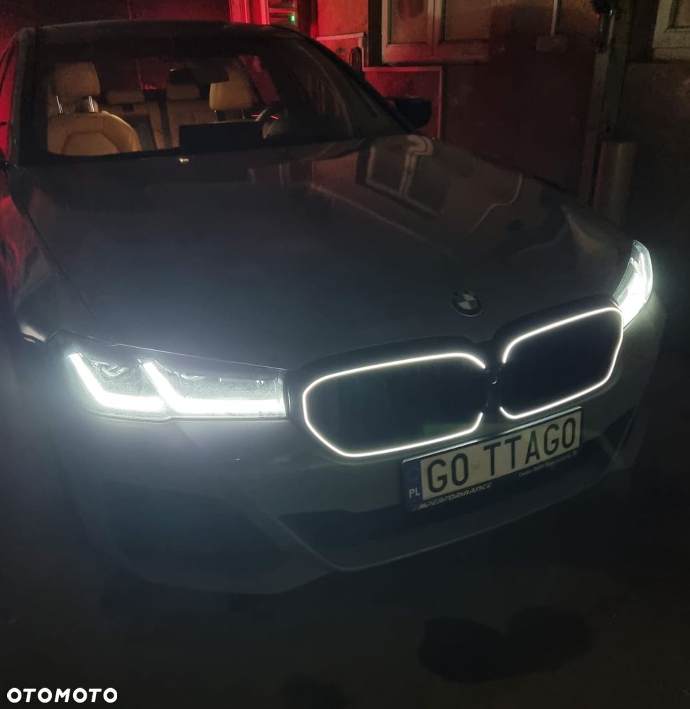 BMW Seria 5 540i GPF xDrive Sport Line sport - 7