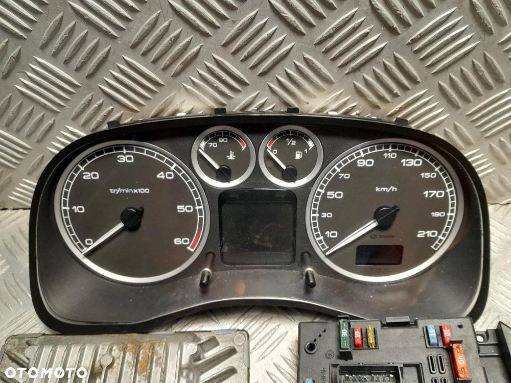 PEUGEOT 307 ZESTAW STARTOWY 2.0 HDI KOMPLET - 9