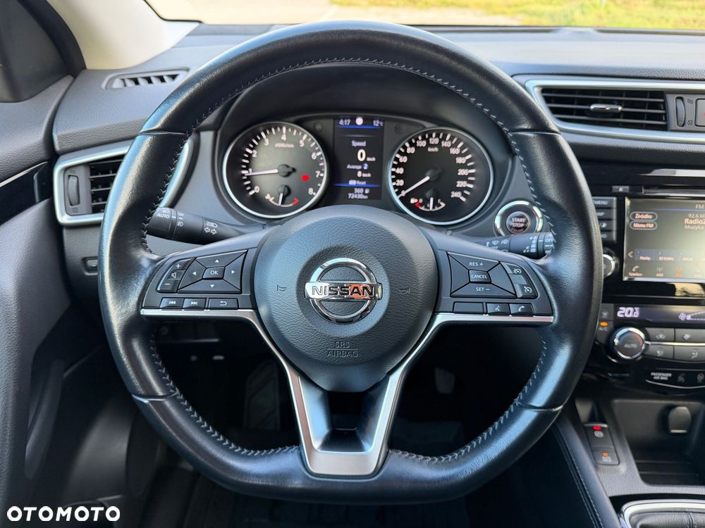 Nissan Qashqai 1.3 DIG-T N-Connecta - 26