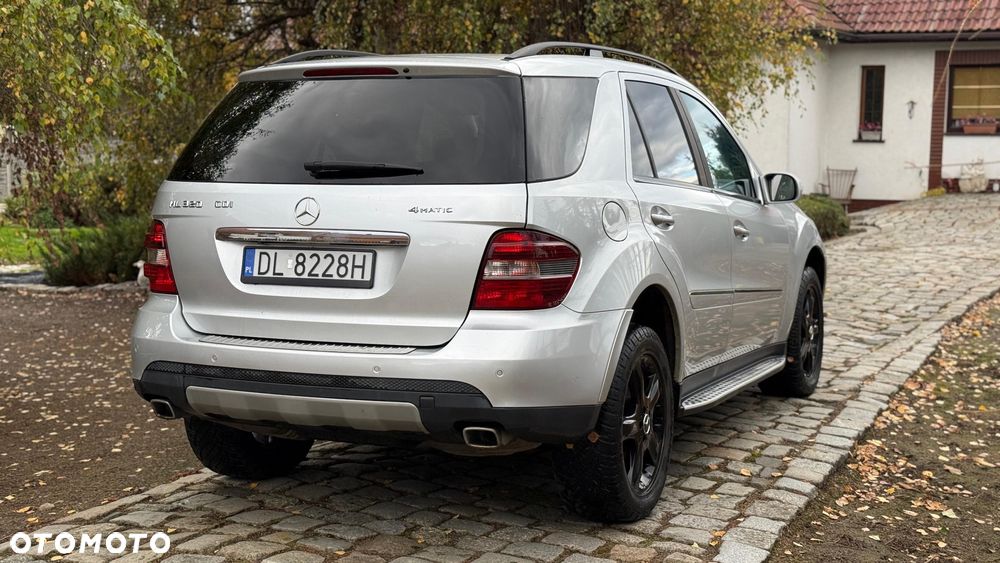 Mercedes-Benz ML - 4